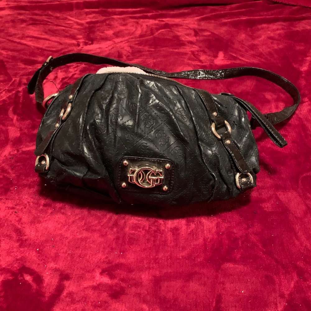black pocketbook